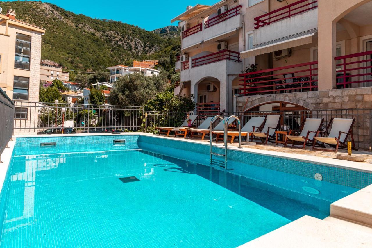 Villa Savovic Petrovac Exterior foto