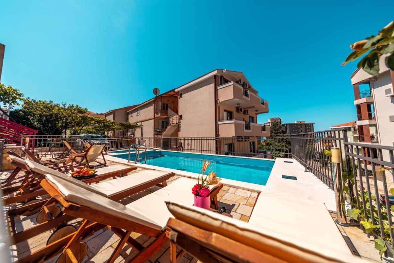 Villa Savovic Petrovac Exterior foto