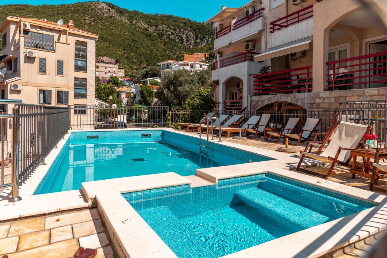 Villa Savovic Petrovac Exterior foto