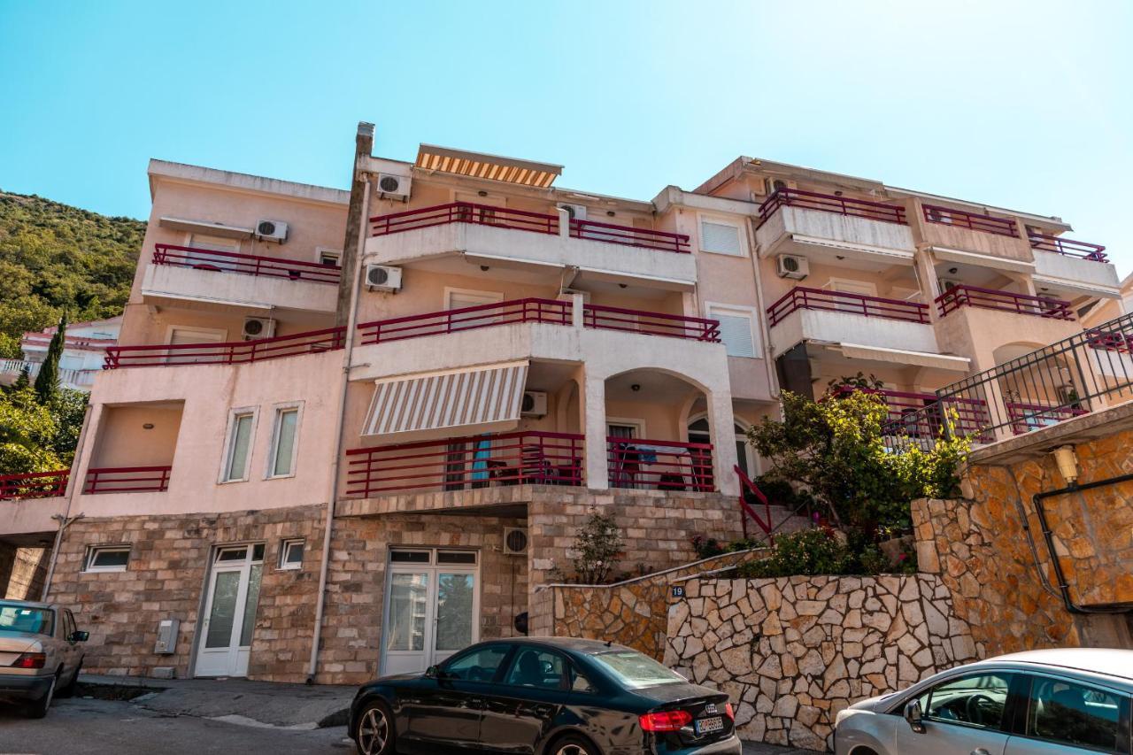 Villa Savovic Petrovac Exterior foto