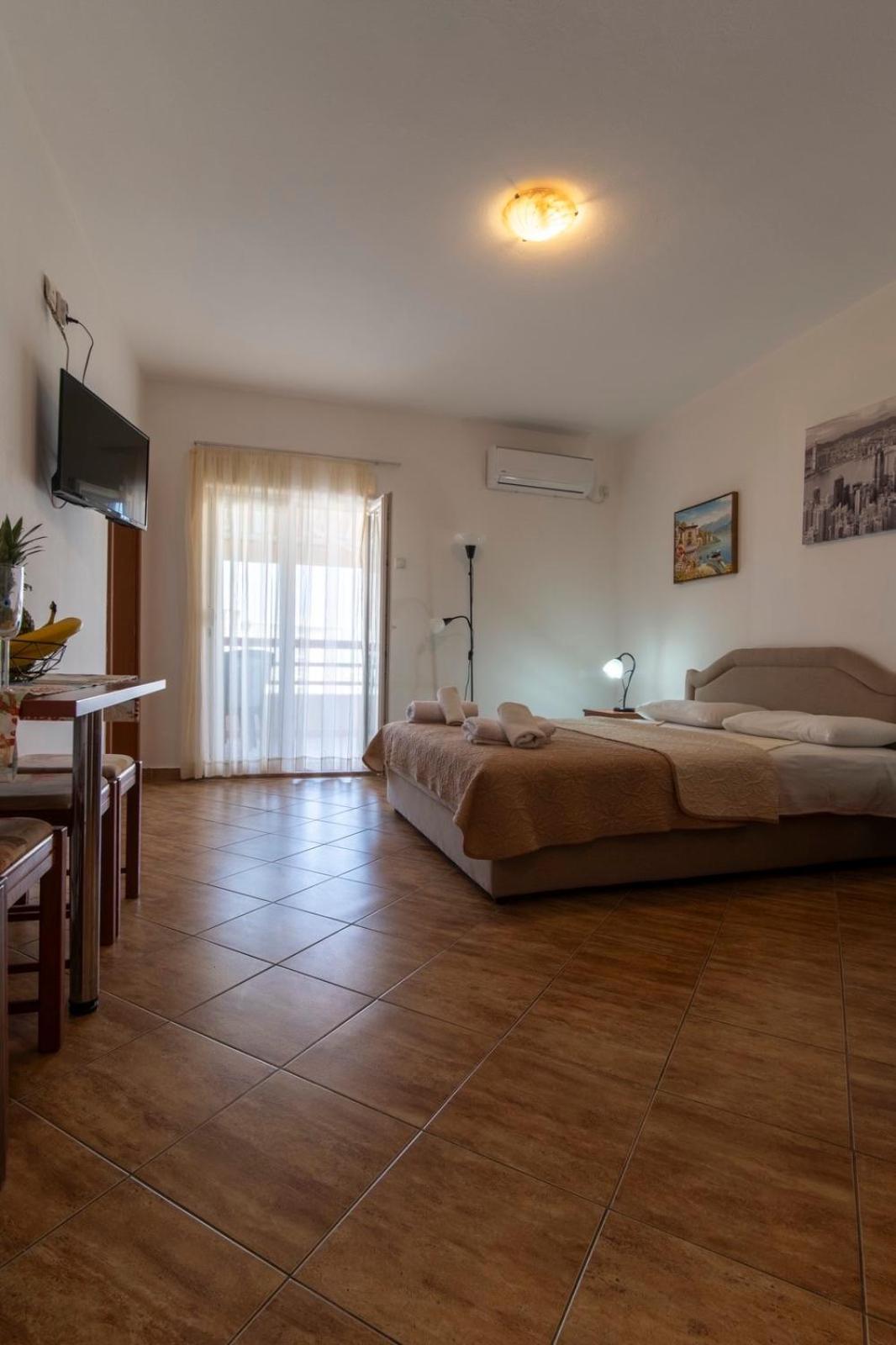 Villa Savovic Petrovac Exterior foto